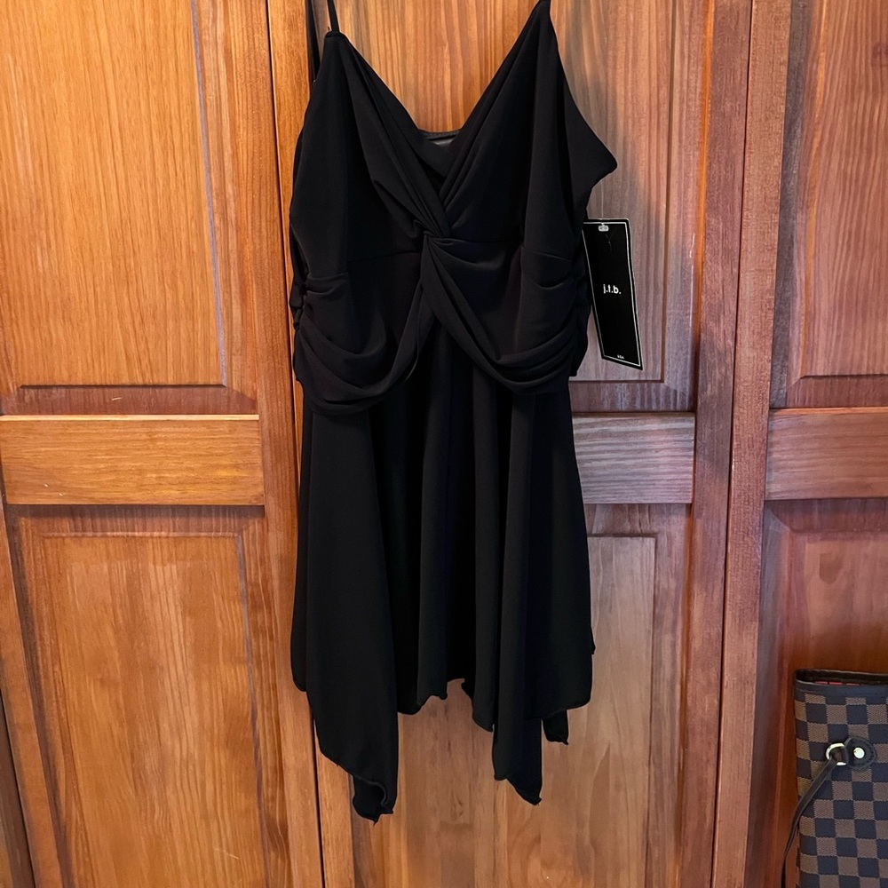 NWT j.t.b black top